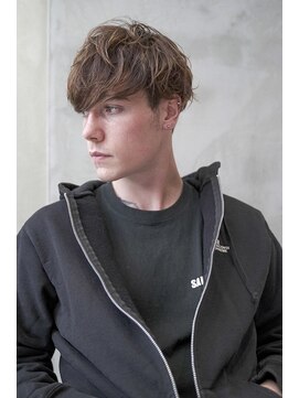 ギークス(GEEKS) 【GEEKS渋谷】ナチュラルマッシュ/無造作パーマ/束間ショート