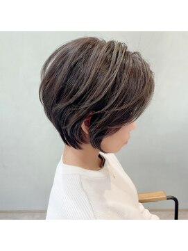 オリ(OLI) ショートヘア