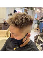 ヘアルーム ルシア(Lucia)&nbsp;ハイライトスキンフェード