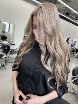 エゴル ナゴヤサカエ(ENGOL NAGOYA SAKAE) ミルクティーグレージュ/ホワイトグレージュ