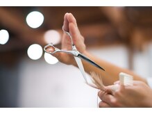 いざカット・カラー・パーマの施術！