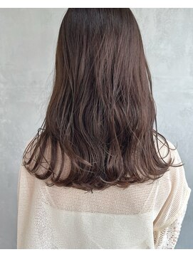 キチ(kichi.) [kichi.] セミロング×透明感ブラウン
