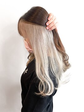 オル(Olu) 【MASAYA】ホワイトカラー×イヤリングカラー