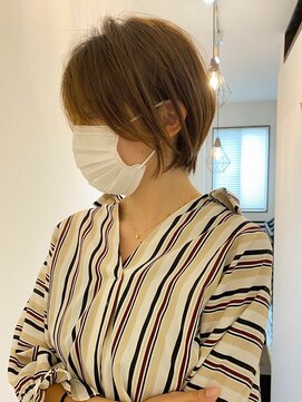 エルガ バイ コバルト(LGA by cobalt) 20代30代40代50代くびれショート　アッシュベージュ