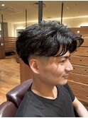 スキンフェード×毛流れパーマ