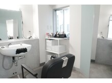 レーヌ(REINE)の雰囲気（ヘアメイク個室）