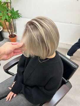 ロイス 渋谷(ROIS) バレイヤージュ/シャドールーツ/ベージュ/渋谷/原宿