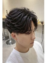 アイトーキョープラスシー 横浜(AI TOKYO+Sea) MEN’S横浜/センターパート/フェザーパーマ/毛流れパーマ高島町