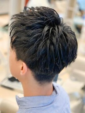 ミーティア バイ クアトロ(Meteor By QUATRO) ビジネスにも♪メンズ黒髪ショート