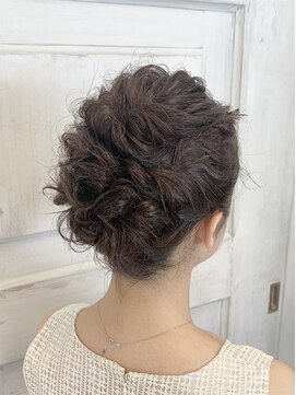 シーン 読売ランド前(SCENE) ゆるふわダウンアレンジ　２０代３０代４０代　ヘアセット