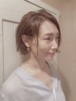 ココンフワット(coconfwat) 耳かけオトナ立体小顔ボブ30代40代50代