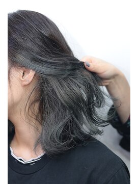 エストヘアシータ 川越店(est hair cita) シースルーカーキアッシュ