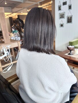 シザーズ(scissors) 切りっぱなしボブ×グレージュカラー