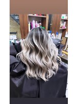 ラフ(LAFF)&nbsp;#黒髪#ボブルフ#ネビージュ#小顔#ワンレン