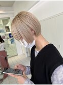 外ハネボブセクションカラーペールベージュグラデーションカラー