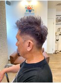 ダークシルバー×刈り上げショート