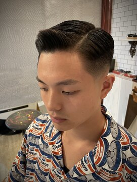 サードプレイス(Third Place) 七三バーバースタイル