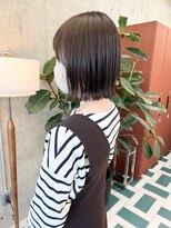 ノエ(noe) 切りっぱなしボブ×オリーブベージュ
