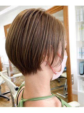 ヘッズ 本八幡店(HEADS) 大人ショート イメチェン 似合わせカット フルバング