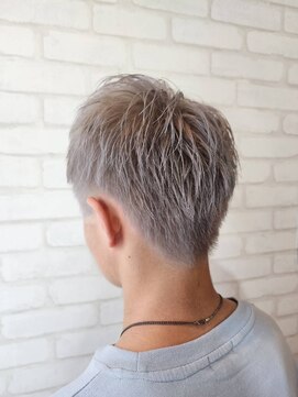 エレン 池袋(ElEn.) メンズホワイトカラー！