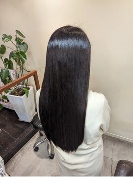 ヒカリス 東三国(HIKARIS) 笑顔溢れるツヤ髪/髪質改善カラー/髪質改善トリートメント