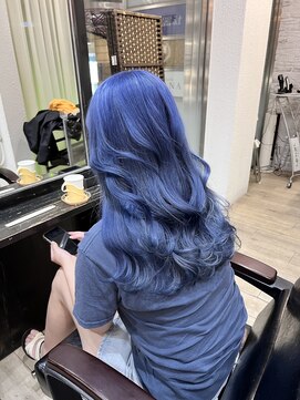 ノエ 心斎橋(Noe) サファイアブルー/ブリーチ/心斎橋