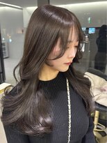 ラヴィ(Lavie)&nbsp;韓国ヘアーハッシュカットレイヤーカットハイライトカラー