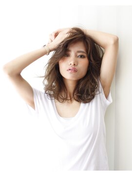 ネオリーブ シュシュ 神保町店(Neolive susu) 畠山雄大　レイヤード・ブルージュ