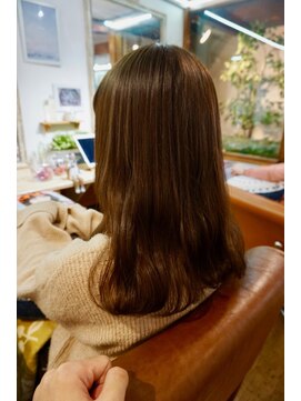 ビューティーサロン シュシュ(CHOU CHOU) バージン毛ナチュラルアッシュブラウン