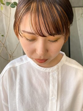 テトヘアー(teto hair) インナーカラー　オレンジカラー　暖色系カラー　イヤリング