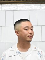 メリケンバーバーショップ コウベ(MERICAN BARBERSHOP KOBE)&nbsp;buzzスキンフェード