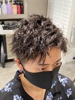 リンカラン トロワ(LINGKARAN Trois)&nbsp;ツイストスパイラルパーマショートレイヤー刈り上げ2ブロ