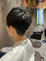 お花と犬と美容室&nbsp;レディース刈り上げショート