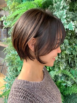 ザ ラブズ ラフズ ヘアー 本店(the loves laughs hair) 丸みショートカット