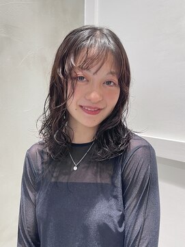 アルティファータ(artifata) パーマ　レイヤーカット　艶感　秋