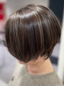 ソシエ 上大岡店 白髪ぼかしハイライト/大人女性/40代/50代/60代