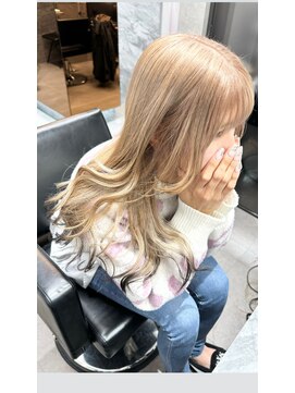 リリー ヘアーアンドビューティー(Lily) ハイトーンカラー