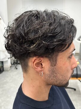 フゥ 宇都宮(FeU) 波巻きパーマメンズパーマメンズヘアツーブロックツイストパーマ