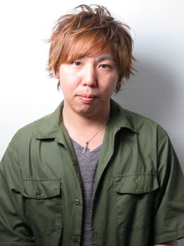 ヘアーサロン ドルチェ(DOLCE)の写真/4席限定のプライベート空間で、ベテランスタイリストがしっかりケア。マンツーマン施術を体験してください