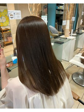 ビフィーノ イーリス 川西店(bifino iris) 柔らかいオリーブベージュ♪