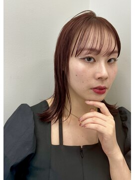 ビービー(BeB) ワイドバング×ルージュレッド