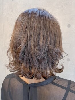 ウルエワルヘアー(ulu Ewalu hair)の写真/サロン帰りの可愛さをご自宅でも再現できるように計算されたカット◎忙しい朝のセットも楽々♪