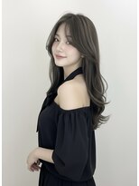 オットット(OttottO)&nbsp;韓国ヘア☆レイヤーカットグレージュくびれヘア