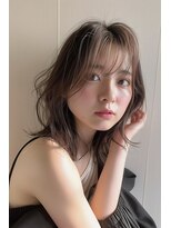 ルアナ(Luana)&nbsp;ベビーバングナチュラルベージュスタイル