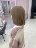 ジーナリア(Xena ria)&nbsp;《RIHO》ミルクティーグレージュ/1bleachでできる