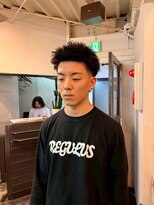 ビーバイエイトジェンツ(Bee by EIGHT GENTS)&nbsp;波巻きツイストスパイラル/リバースセンターパート/心斎橋
