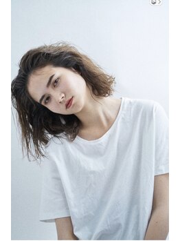 セン(cen)の写真/髪をいたわりトレンドも叶える大人女性の贅沢サロン。オーガニックカラーと極上スパで至福のご褒美を。
