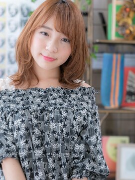 カバーヘア ブリス 戸田公園西口店(COVER HAIR bliss) *bliss戸田公園*くせ毛風カール×斜めバングのガーリーミディa