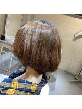 カラリア(COLORIA) 【ショートボブ☆】大人やわらかエアリーボブ!