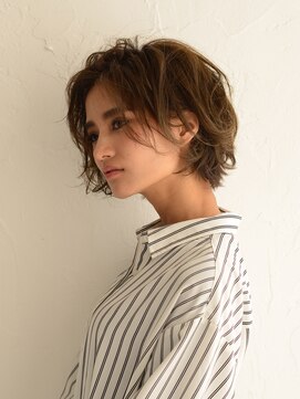 アース オーセンティック 武蔵小山店(EARTH Authentic) 武蔵小山_レディース_エアリー_ミディアム_パーマ_ボブ